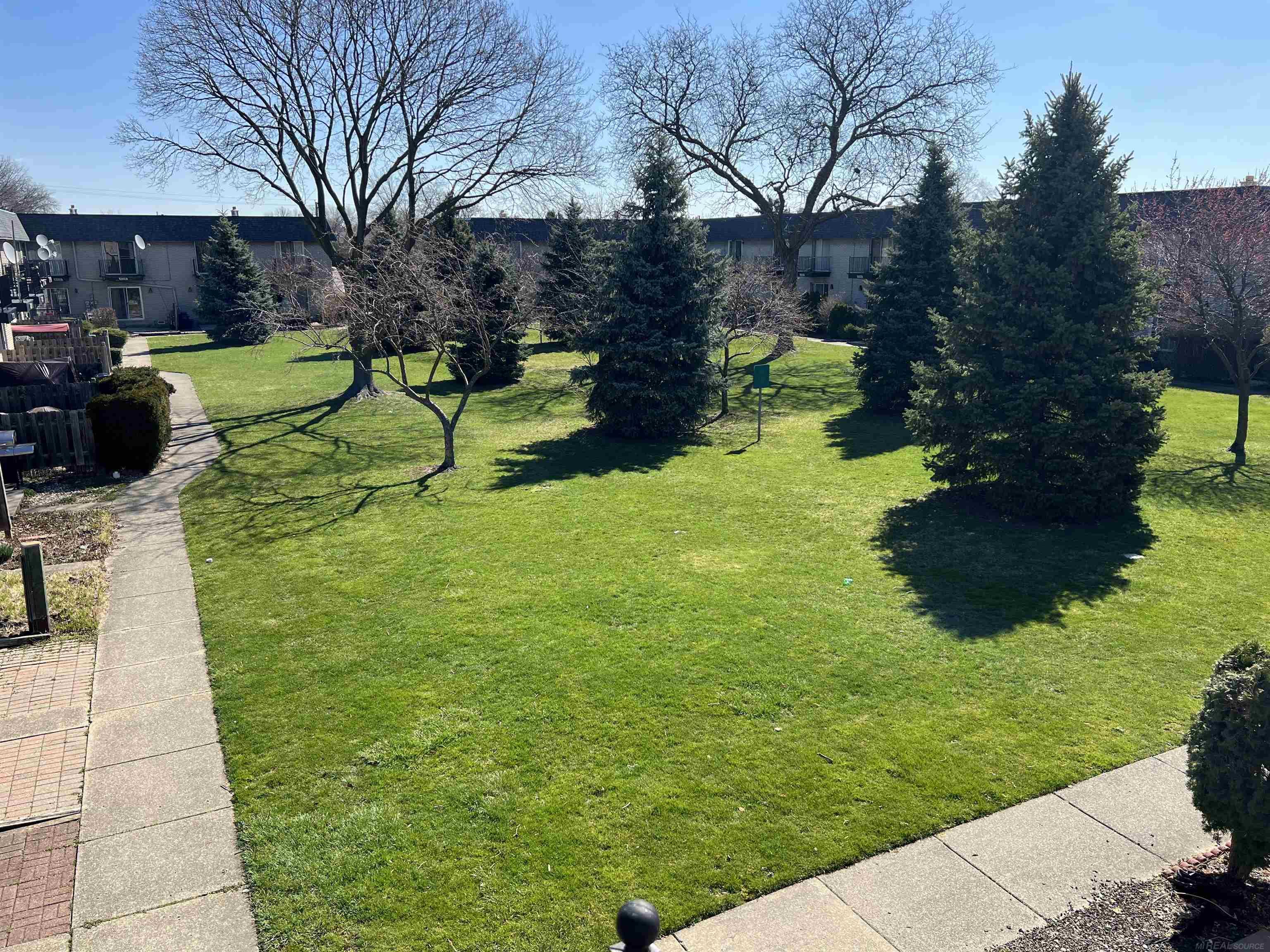 4300 15 Mile Road Sterling Heights, MI 48310 - Photo 24 of 26 50137184-71795751-572e-4e26-81c2-b305dcd1f0c7.JPG