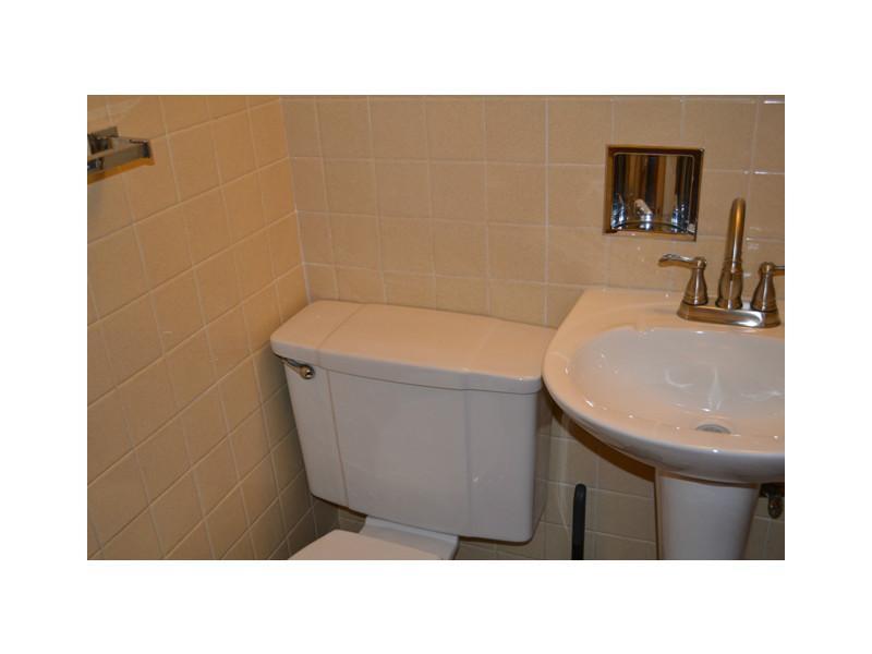6408 Bramshaw Road Indianapolis, IN 46220 - Photo 14 of 20