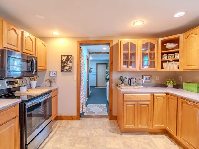 $245,000 | 333 York Street, Poultney, VT 05764