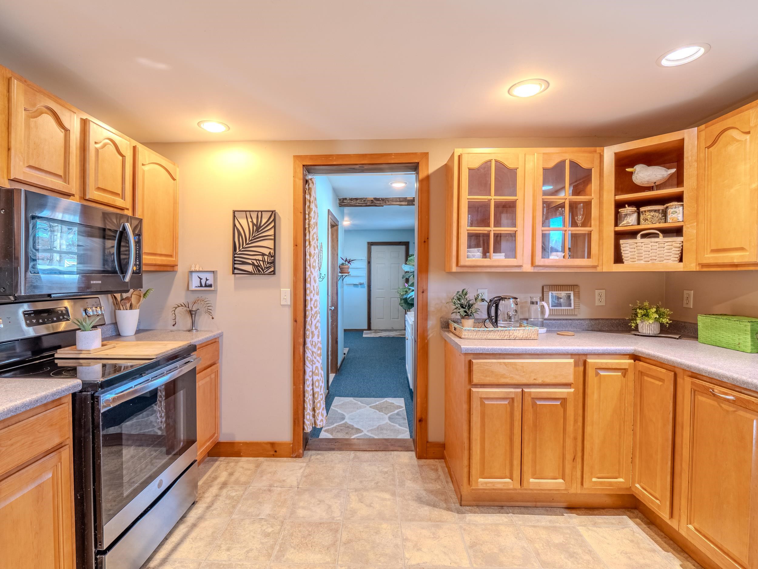 333 York Street Poultney, VT 05764 - Photo 15 of 32