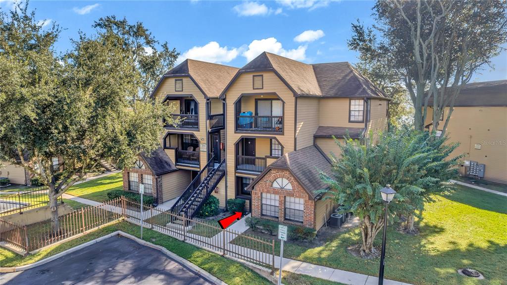 355 Lakepointe Drive, Unit 102 Altamonte Springs, FL 32701 - Photo 1 of 1