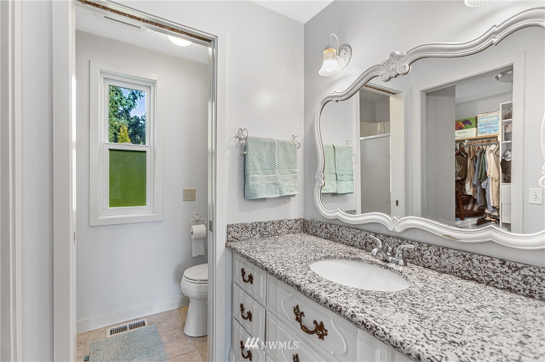 18220 92nd Avenue Northeast Bothell, WA 98011 - Photo 14 of 25 Gallery Image 14