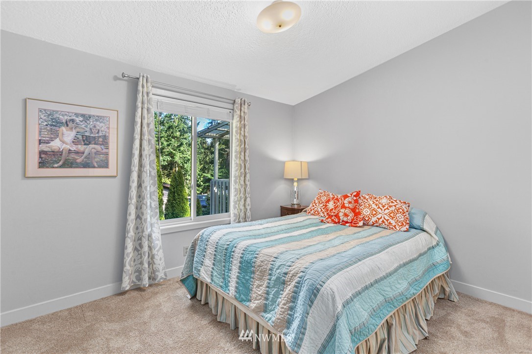 18220 92nd Avenue Northeast Bothell, WA 98011 - Photo 16 of 25 Gallery Image 16
