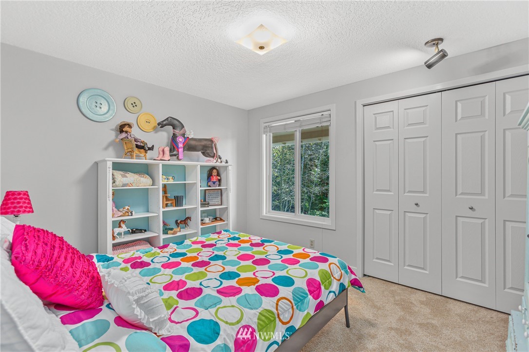 18220 92nd Avenue Northeast Bothell, WA 98011 - Photo 18 of 25 Gallery Image 18