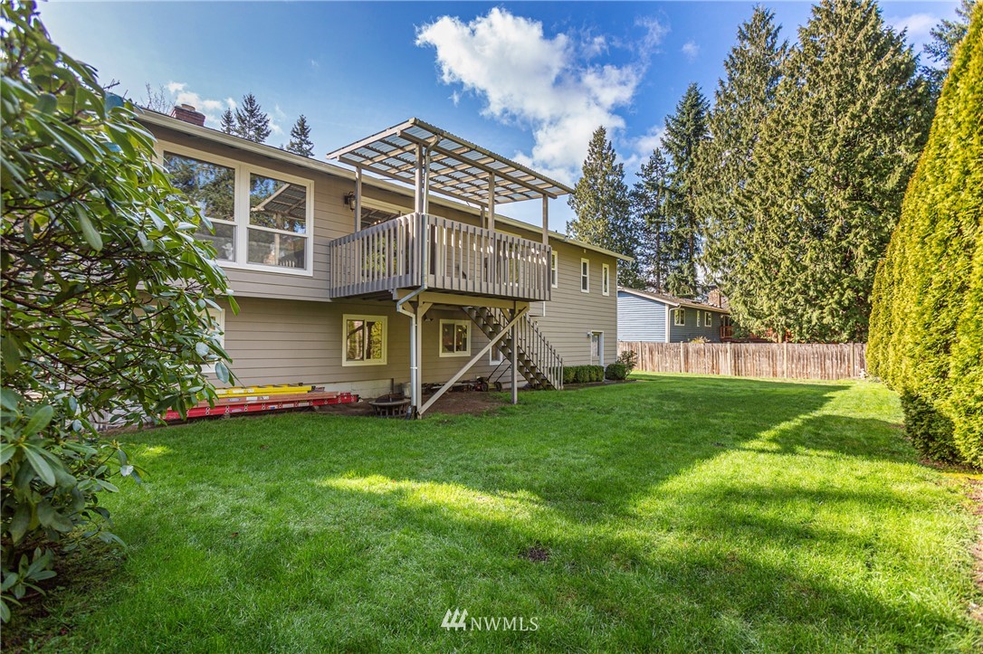 18220 92nd Avenue Northeast Bothell, WA 98011 - Photo 23 of 25 Gallery Image 23