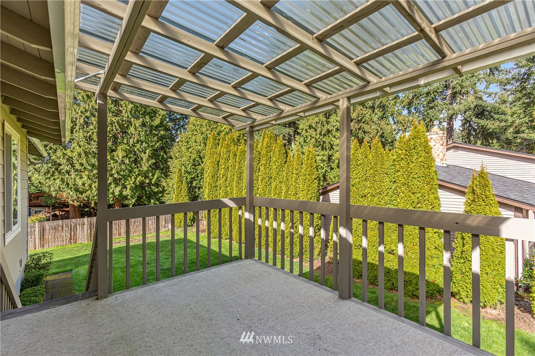 18220 92nd Avenue Northeast Bothell, WA 98011 - Photo 9 of 25 Gallery Image 9