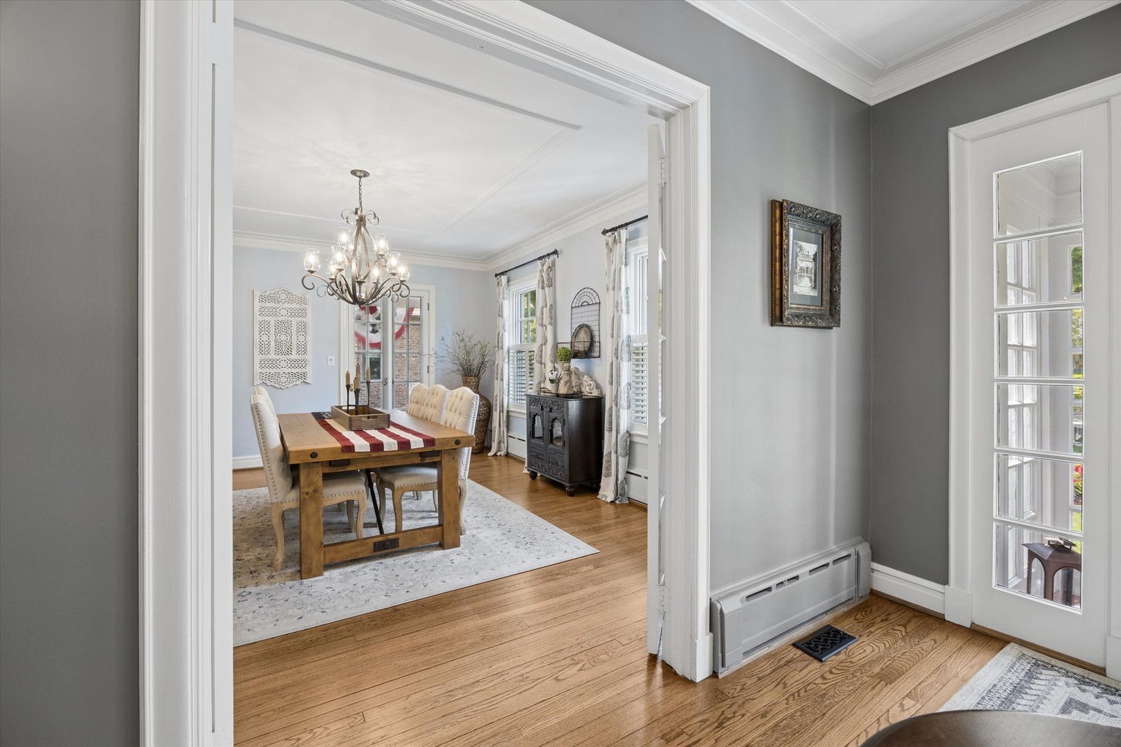 197 Woodside Road Riverside, IL 60546 - Photo 9 of 51 Gallery Image 9