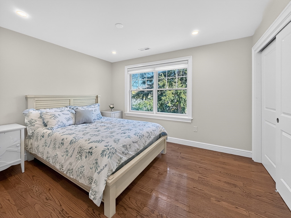 16 Walsh Road Bedford, MA 01730 - Photo 25 of 42