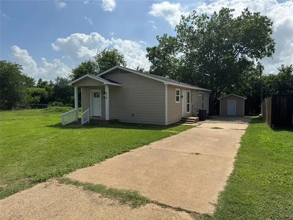 $192,500 | 410 Bethlehem Street, Terrell, TX 75160