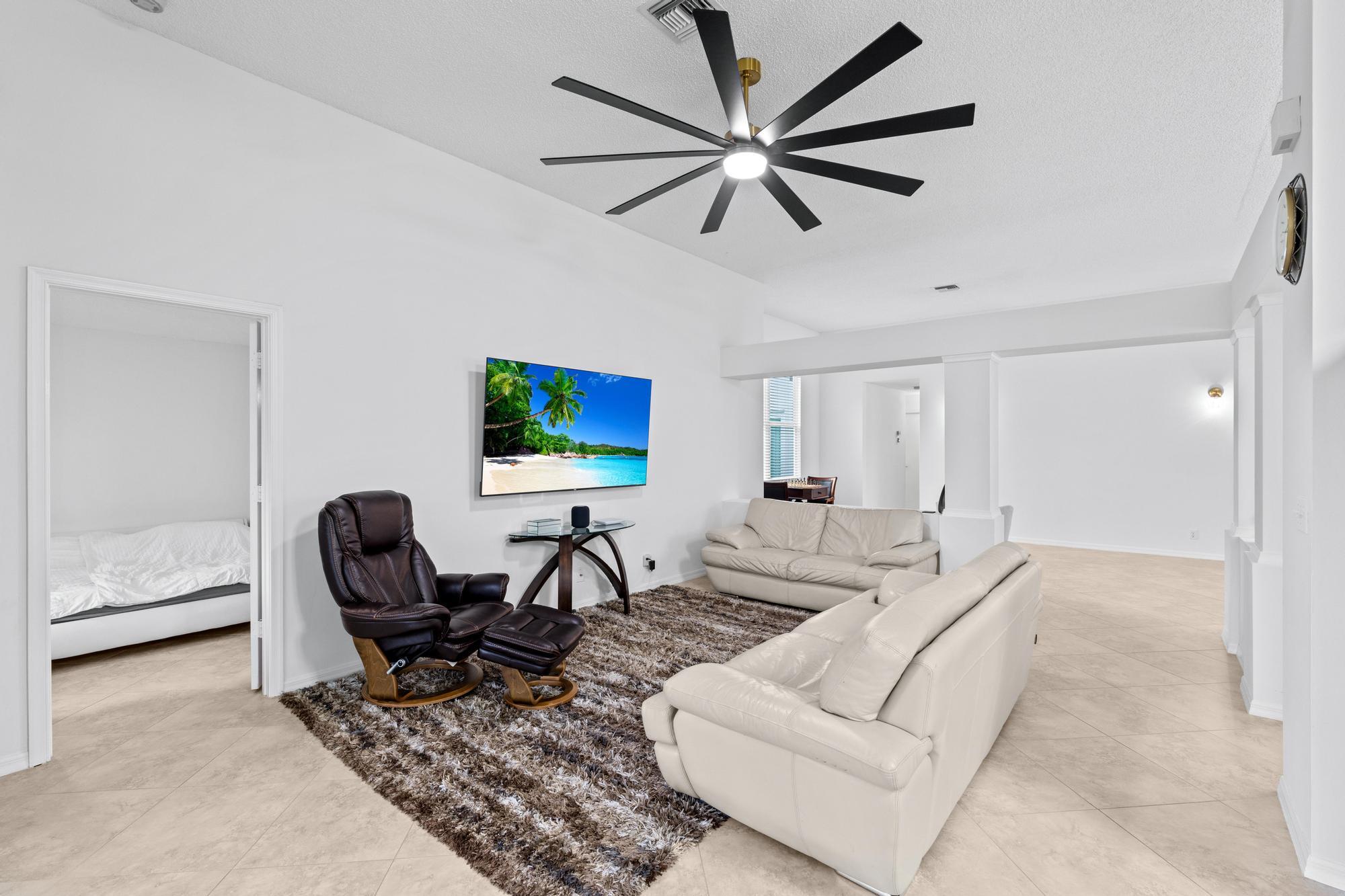 212 Trails End Greenacres, FL 33413 - Photo 12 of 43 A7401629