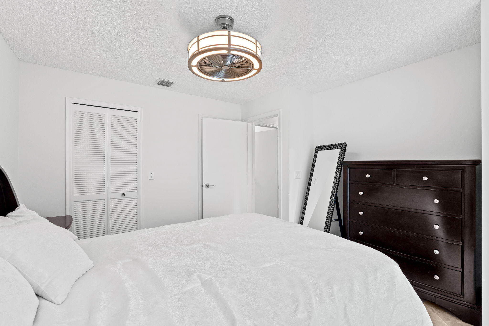 212 Trails End Greenacres, FL 33413 - Photo 26 of 43 11-web-or-mls-A7400514