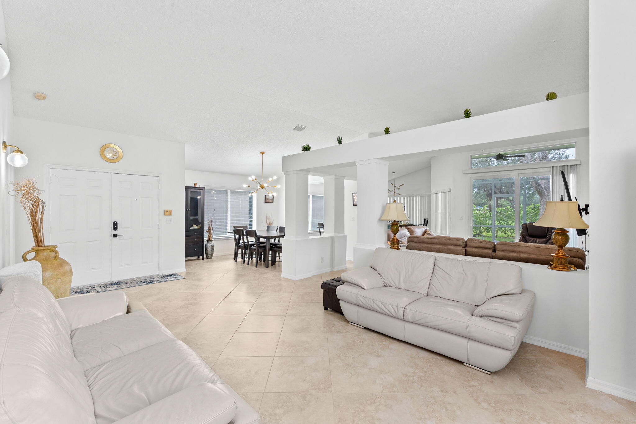 212 Trails End Greenacres, FL 33413 - Photo 7 of 43 3-web-or-mls-A7400484