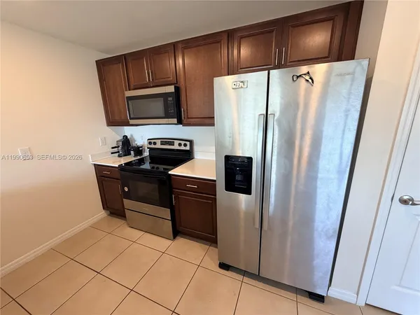 $2,000 | 513 Ella Jean Place, LaBelle, FL 33935