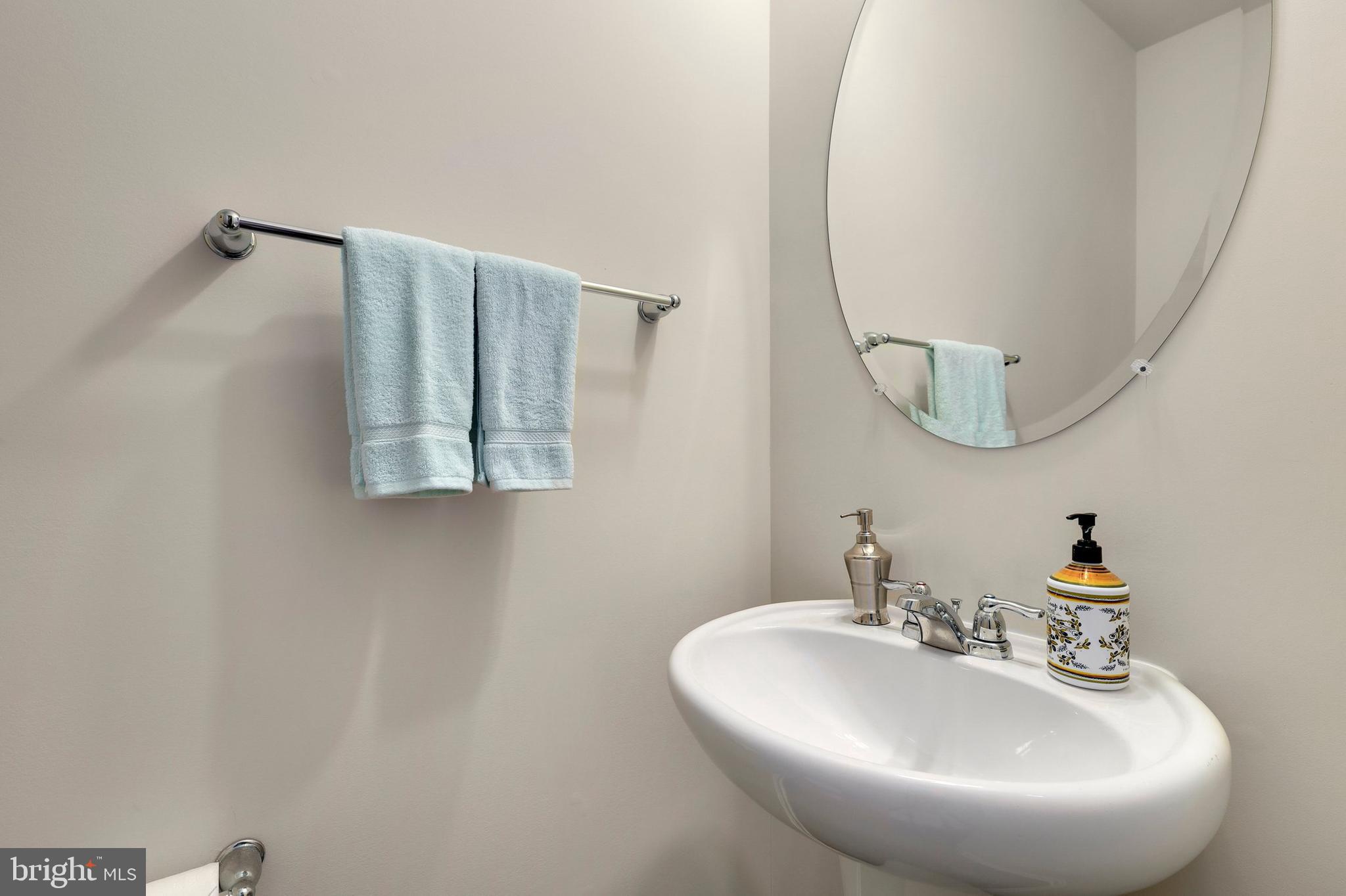 9533 Smithview Place Lanham, MD 20706 - Photo 11 of 27