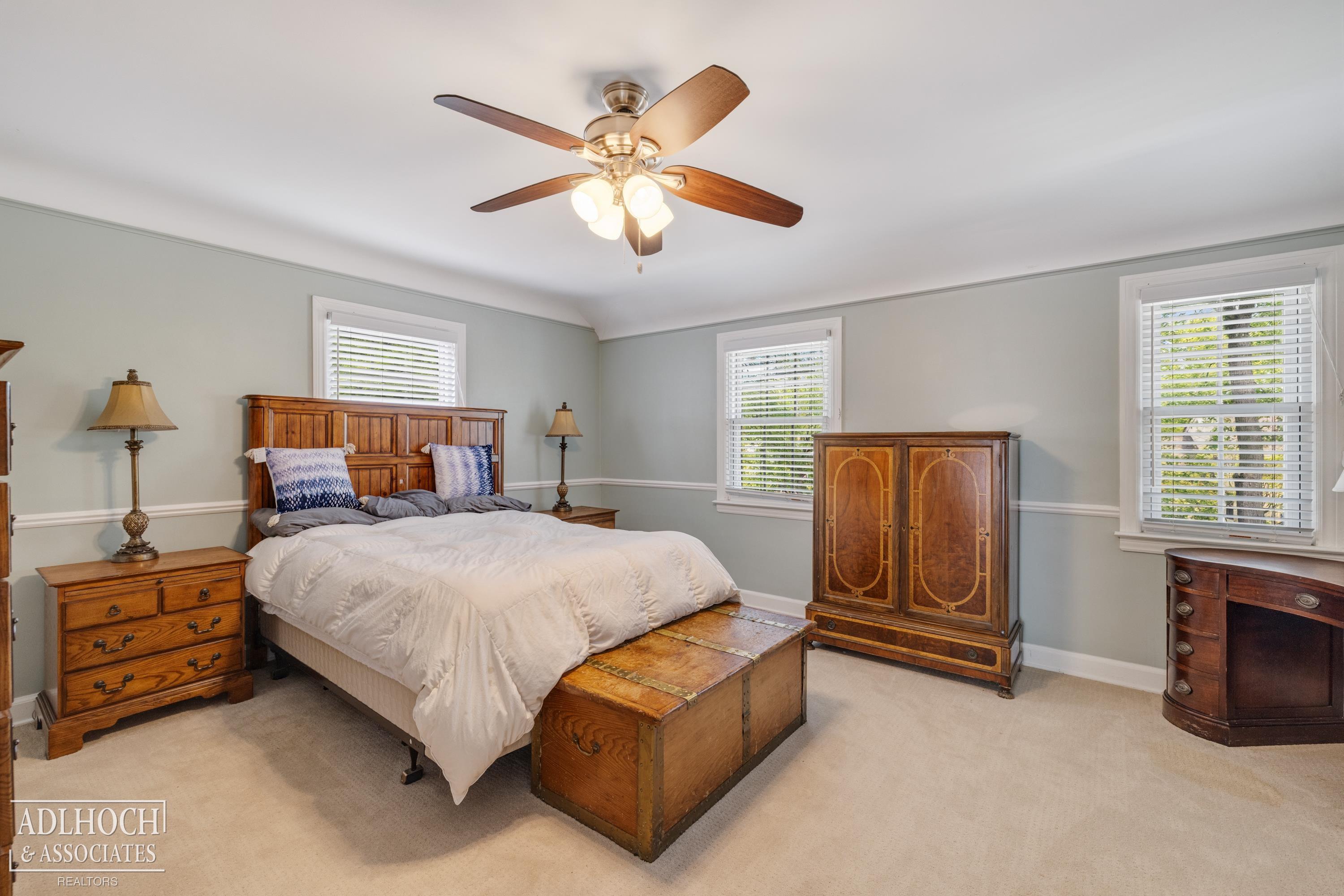 423 Moran Road Grosse Pointe, MI 48236 - Photo 13 of 23 50215890-aa6f314d-acc3-40a2-b437-a4ec1b530532.JPG