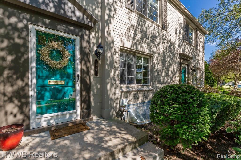 1751 Graefield Road Birmingham, MI 48009 - Photo 5 of 22