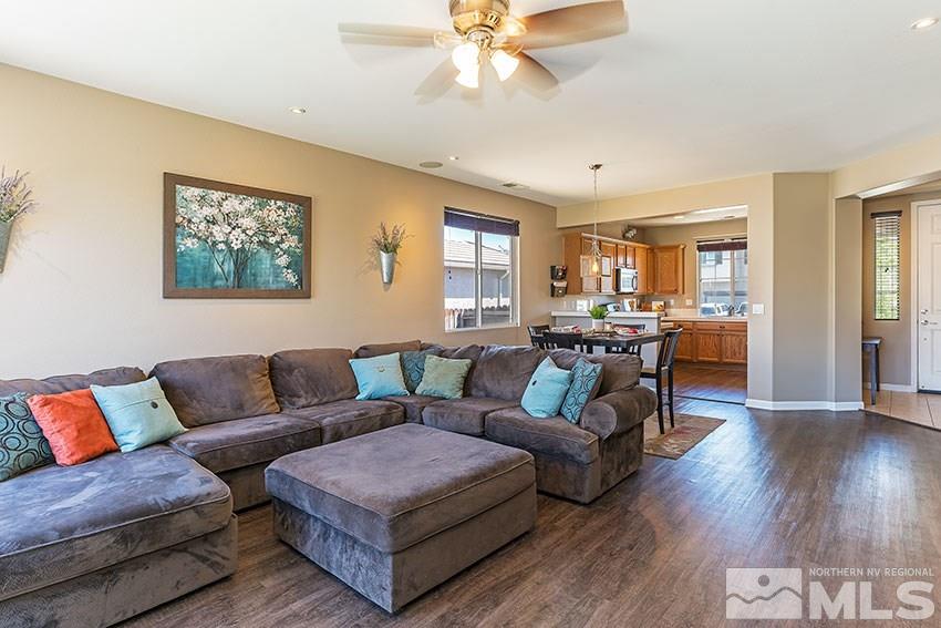 7135 Discovery Lane Reno, NV 89506 - Photo 5 of 16 Photo 5