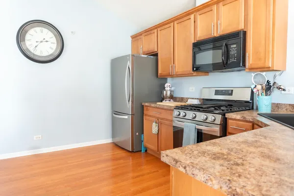 $355,000 | 8946 Disbrow Street, Unit 8946, Huntley, IL 60142