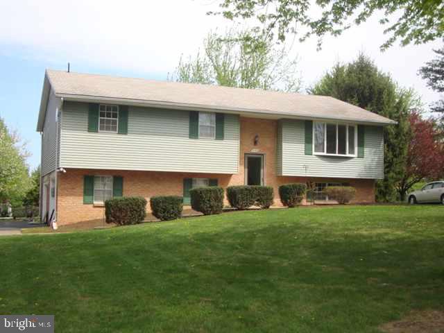 253 Grandview Road Hummelstown, PA 17036 - Photo 1 of 16 Gallery Image 1