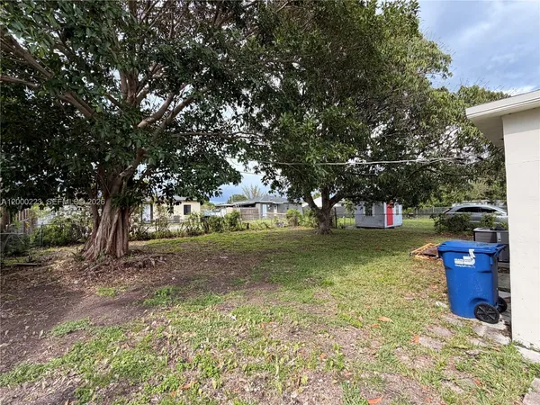 $2,700 | 2481 Northwest 154th Street, Miami Gardens, FL 33054