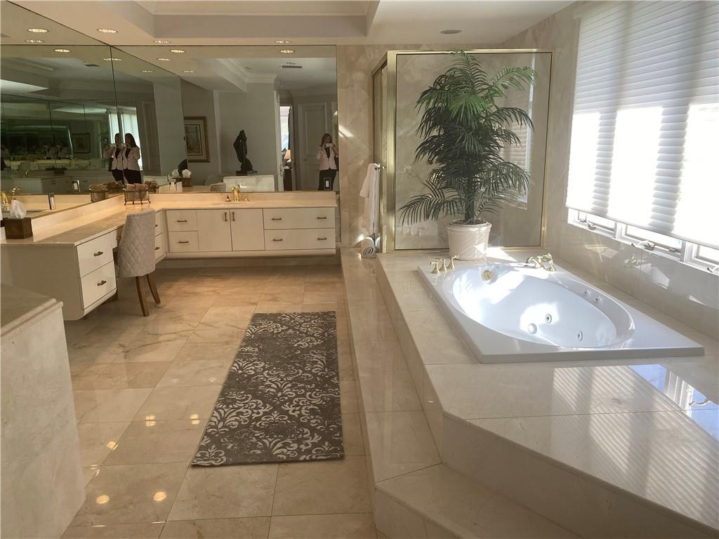 431 East Coconut Palm Road Boca Raton, FL 33432 - Photo 23 of 43 HUGE MASTER BATH
