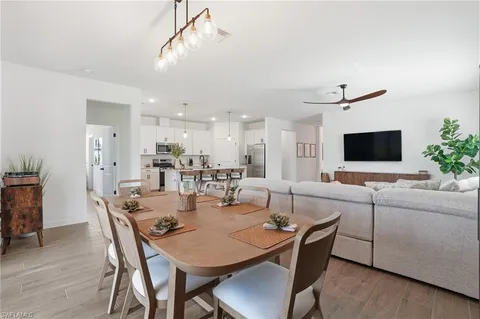 $569,900 | 20428 Verawood Loop, Estero, FL 33928