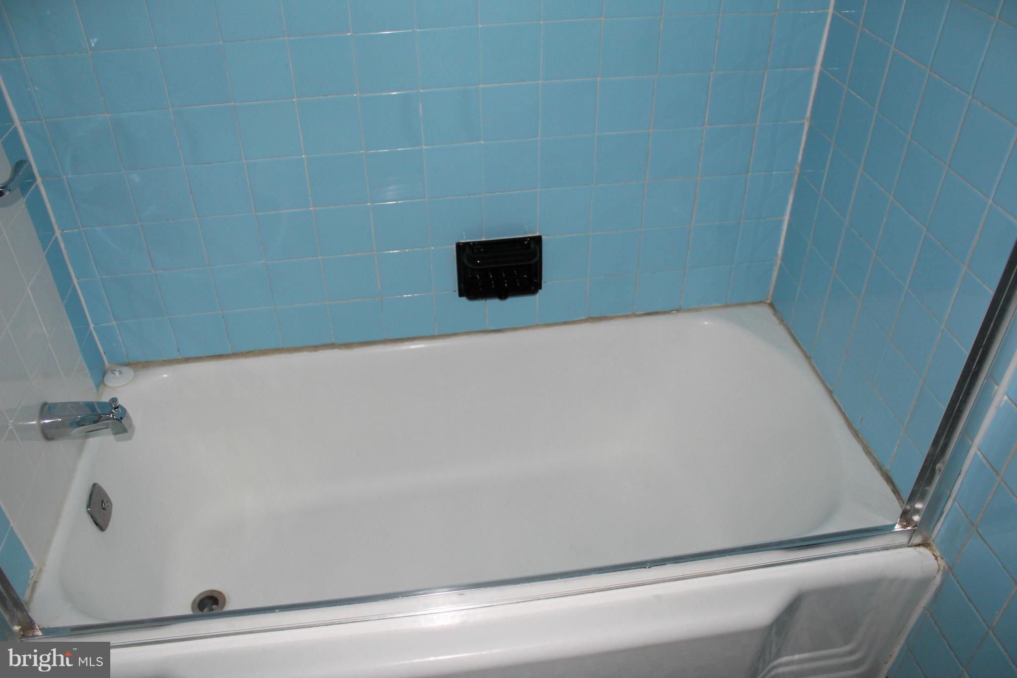 4932 Sargent Road Northeast Washington, DC 20017 - Photo 12 of 26 Bath
