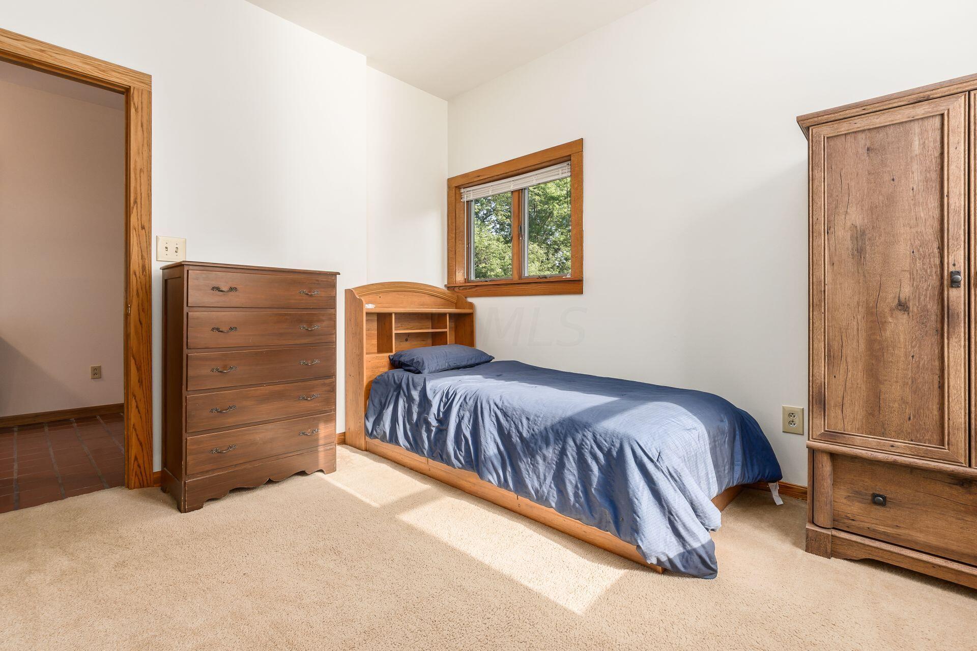 161 Crestline Road Southeast Newark, OH 43056 - Photo 22 of 78 4th Bedroom, amoire does convey with property in lieu of closet.