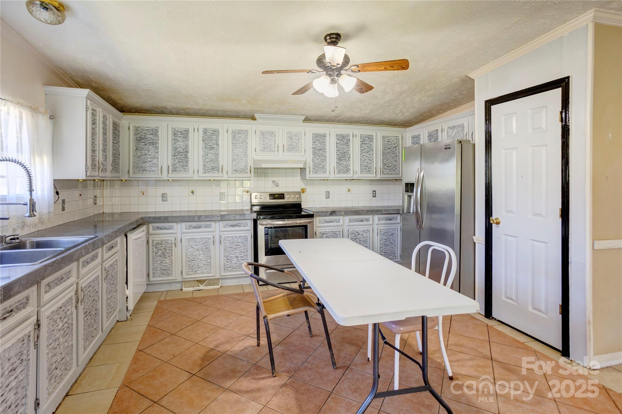 216 Sylvan Road China Grove, NC 28023 - Photo 8 of 18 Gallery Image 8
