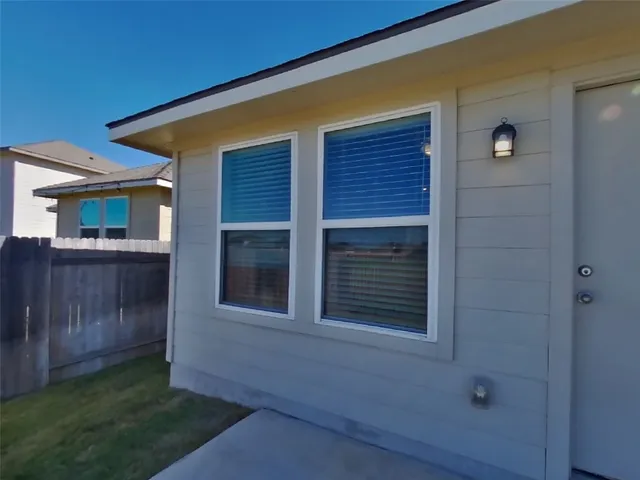 $1,949 | 5104 Saddle Clb Drive, Georgetown, TX 78626