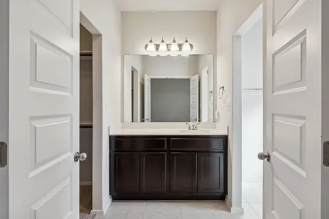 $315,000 | 316 Insider Loop, Elgin, TX 78621