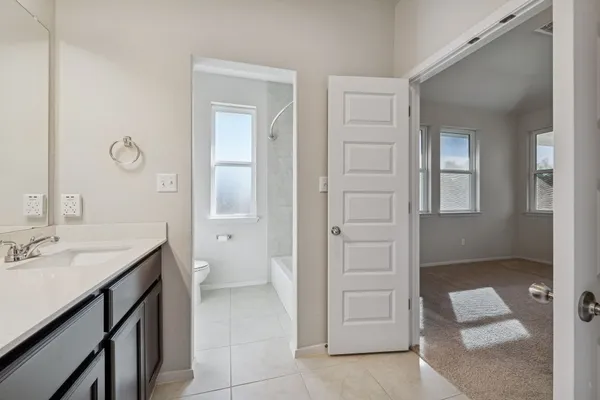 $315,000 | 316 Insider Loop, Elgin, TX 78621