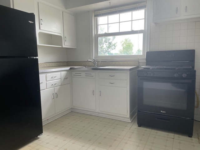 4237 West Nelson Street, Unit 2 Chicago, IL 60641 - Photo 2 of 11