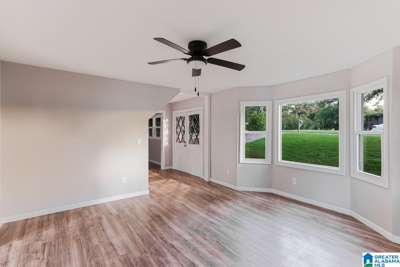 936 Reedwood Lane Birmingham, AL 35235 - Photo 4 of 26 Gallery Image 4