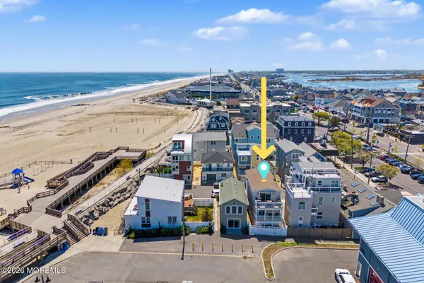 $7,000 | 7 Church Street, Sea Bright, NJ 07760