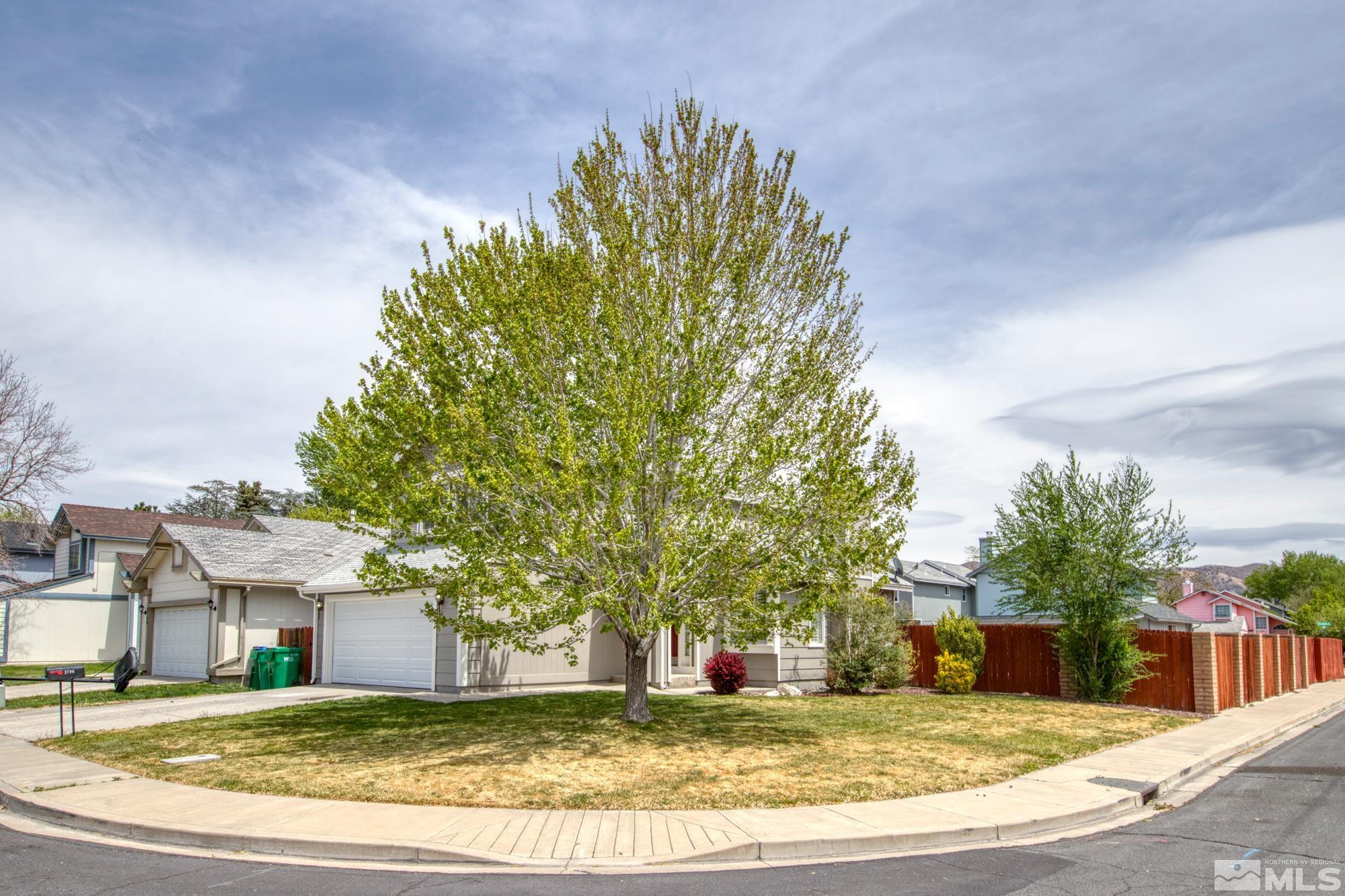 2796 Randolph Drive Reno, NV 89502 - Photo 3 of 27 Photo 3