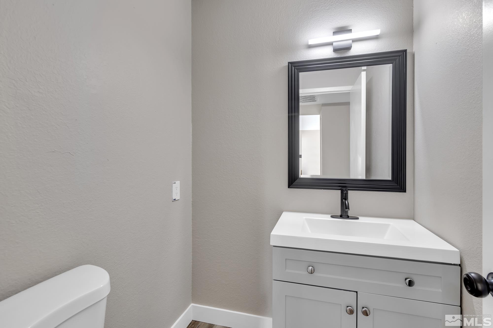 2796 Randolph Drive Reno, NV 89502 - Photo 10 of 27 Photo 10