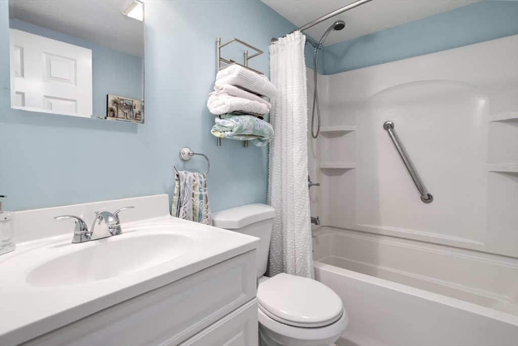 3 Dunster Road Bedford, MA 01730 - Photo 24 of 30 Gallery Image 24