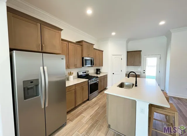 $304,015 | 459 Rue Des Affaires, Houma, LA 70364