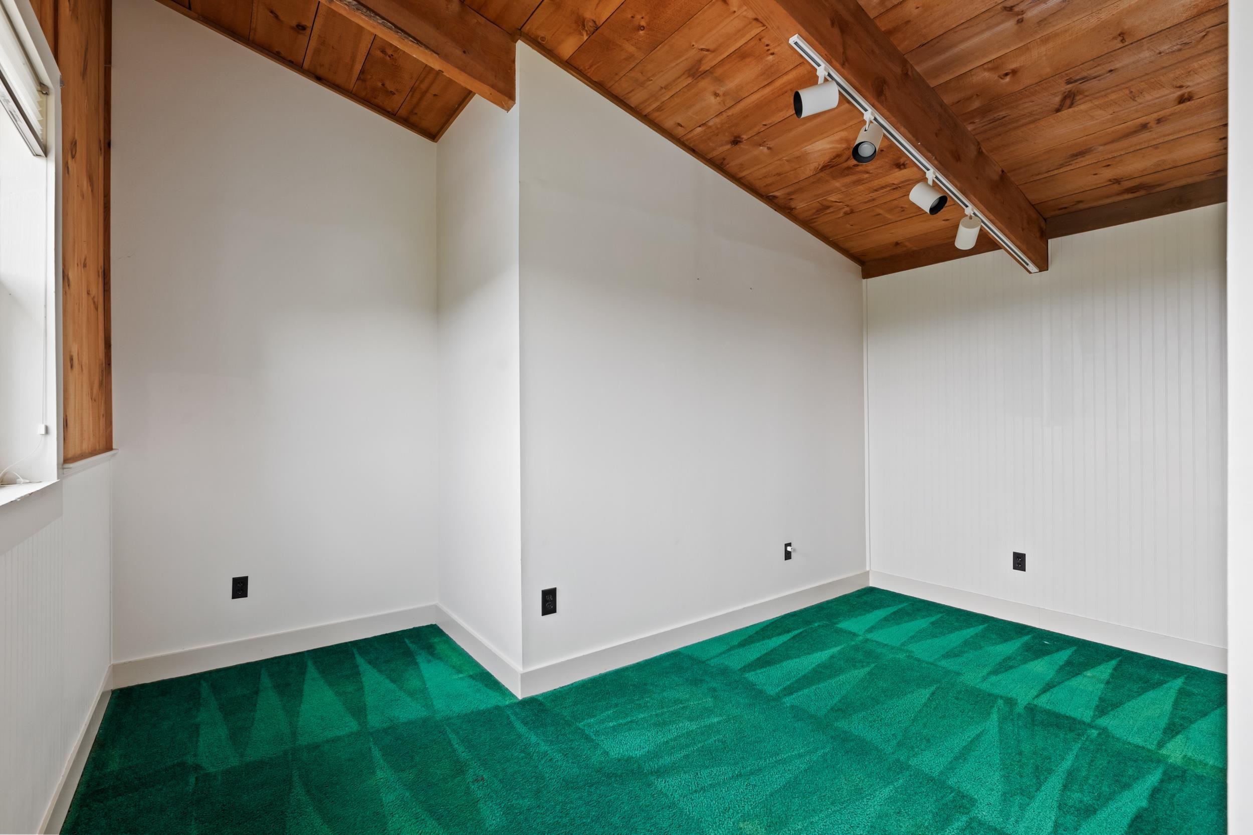 551 Reservoir Road Deering, NH 03244 - Photo 28 of 34 Gallery Image 28
