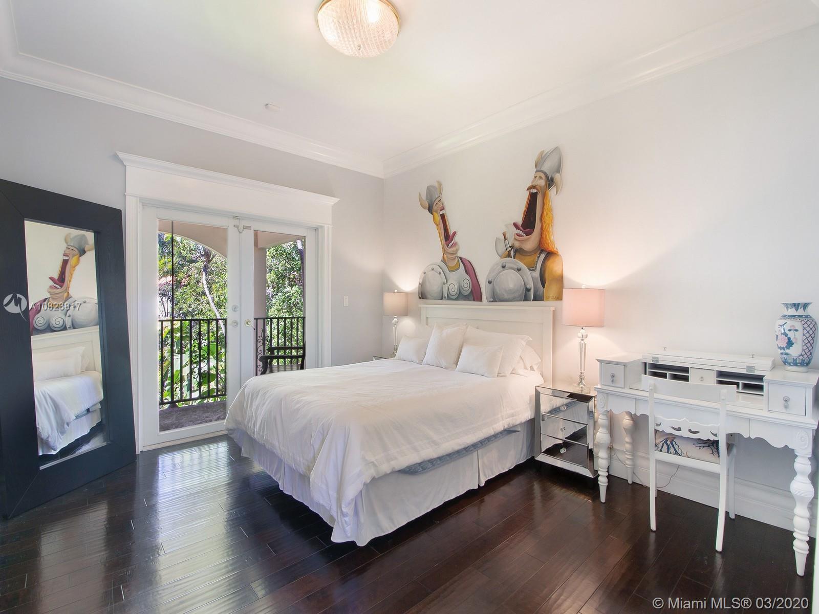34 Southwest 22nd Road Miami, FL 33129 - Photo 13 of 15