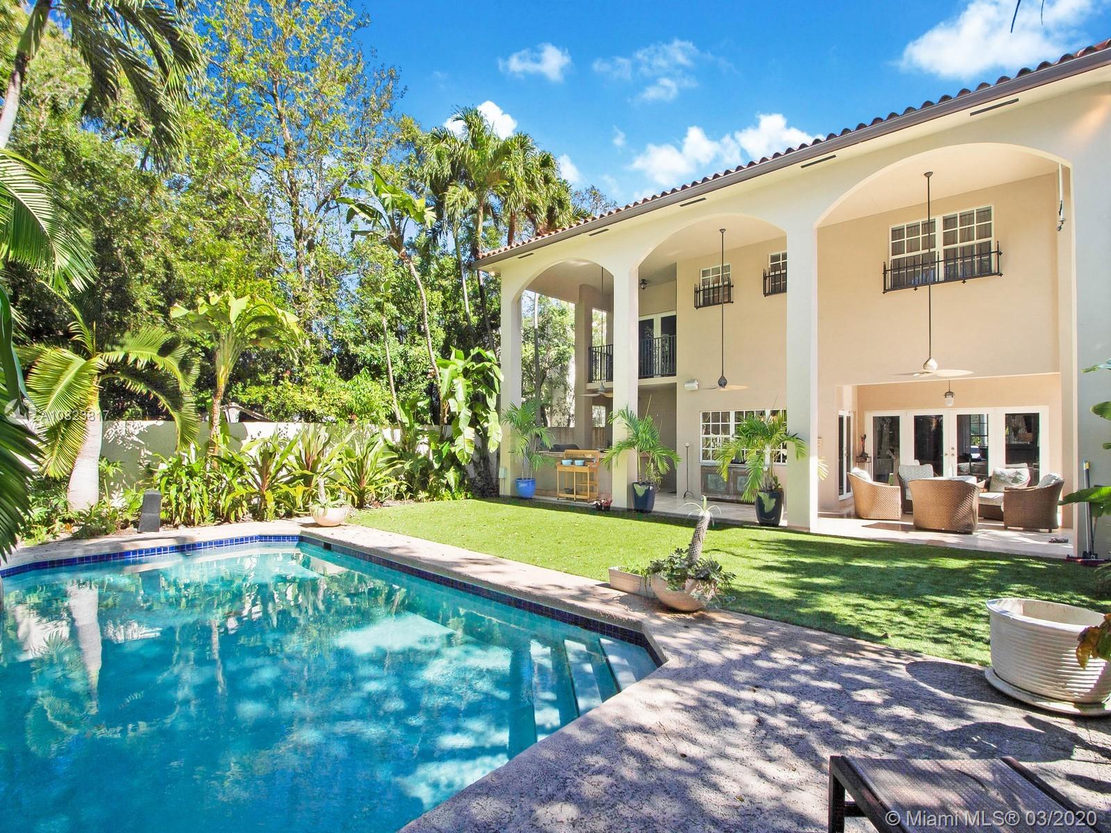 34 Southwest 22nd Road Miami, FL 33129 - Photo 15 of 15