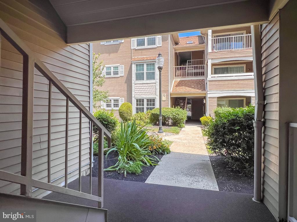 73102 Delaire Landing Road, Unit 102 Philadelphia, PA 19114 - Photo 4 of 38