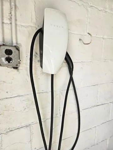 $1,180,000 | 79-31 211th Street | Oakland Gardens