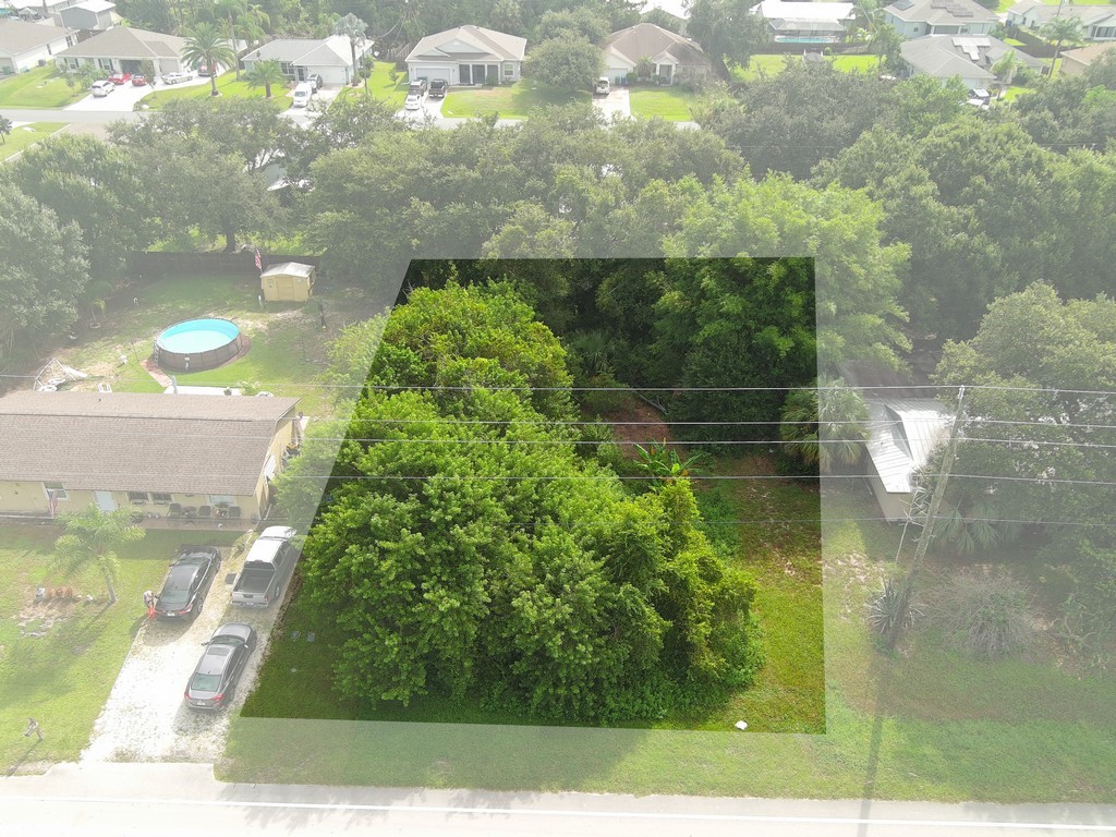 649 Roseland Road Sebastian, FL 32958 - Photo 1 of 22 Gallery Image 1