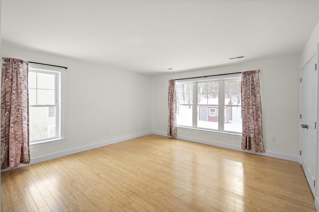 52 Nixon Road Framingham, MA 01701 - Photo 29 of 42
