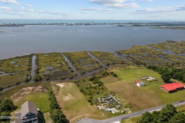 $585,000 | 110 Sea Level Lane, Sneads Ferry, NC 28460