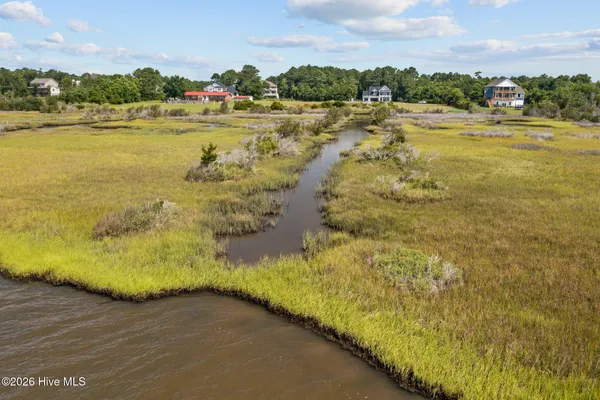 $585,000 | 110 Sea Level Lane, Sneads Ferry, NC 28460