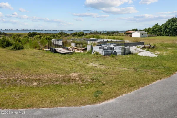 $585,000 | 110 Sea Level Lane, Sneads Ferry, NC 28460