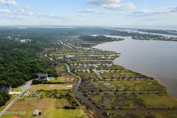 $585,000 | 110 Sea Level Lane, Sneads Ferry, NC 28460